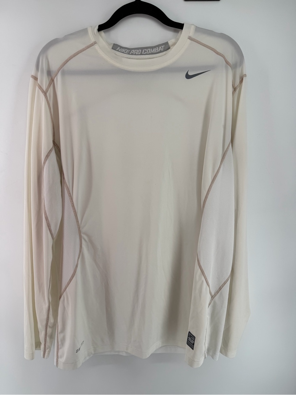 Nike Pro Combat Long Sleeve Base Layer Shirt XL White Dri Fit Athletic